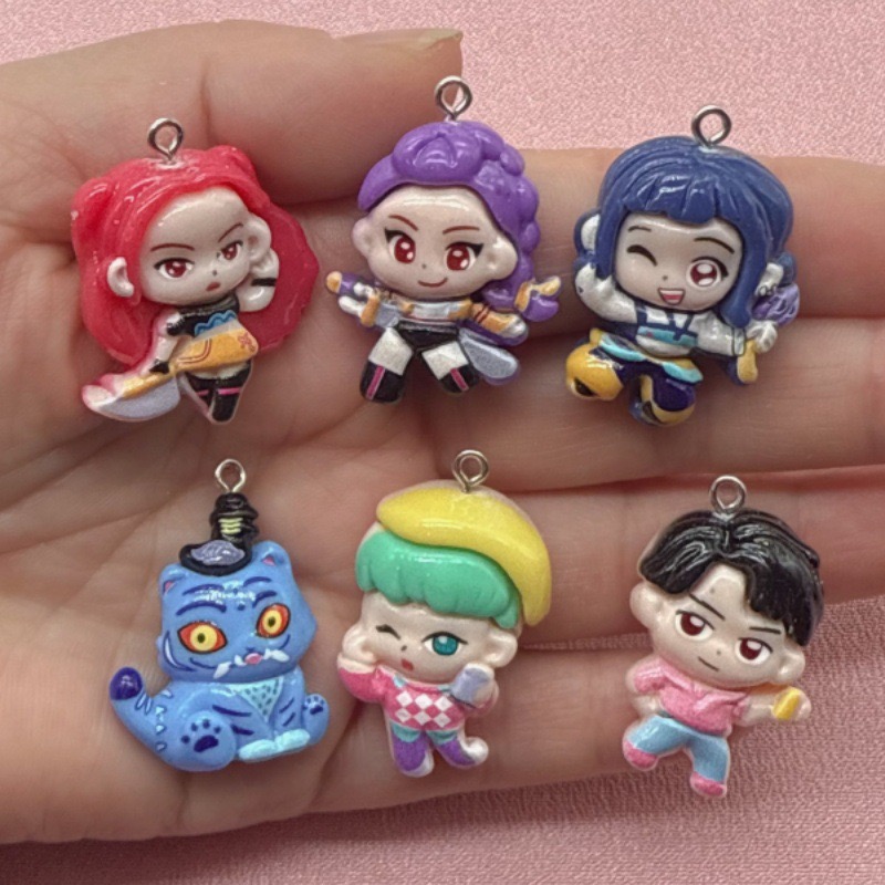 Jewelry Making Accessories - 10個入り樹脂製漫画ペンダント、DIYジュエリー製作イヤリング、キーホルダーアクセサリー