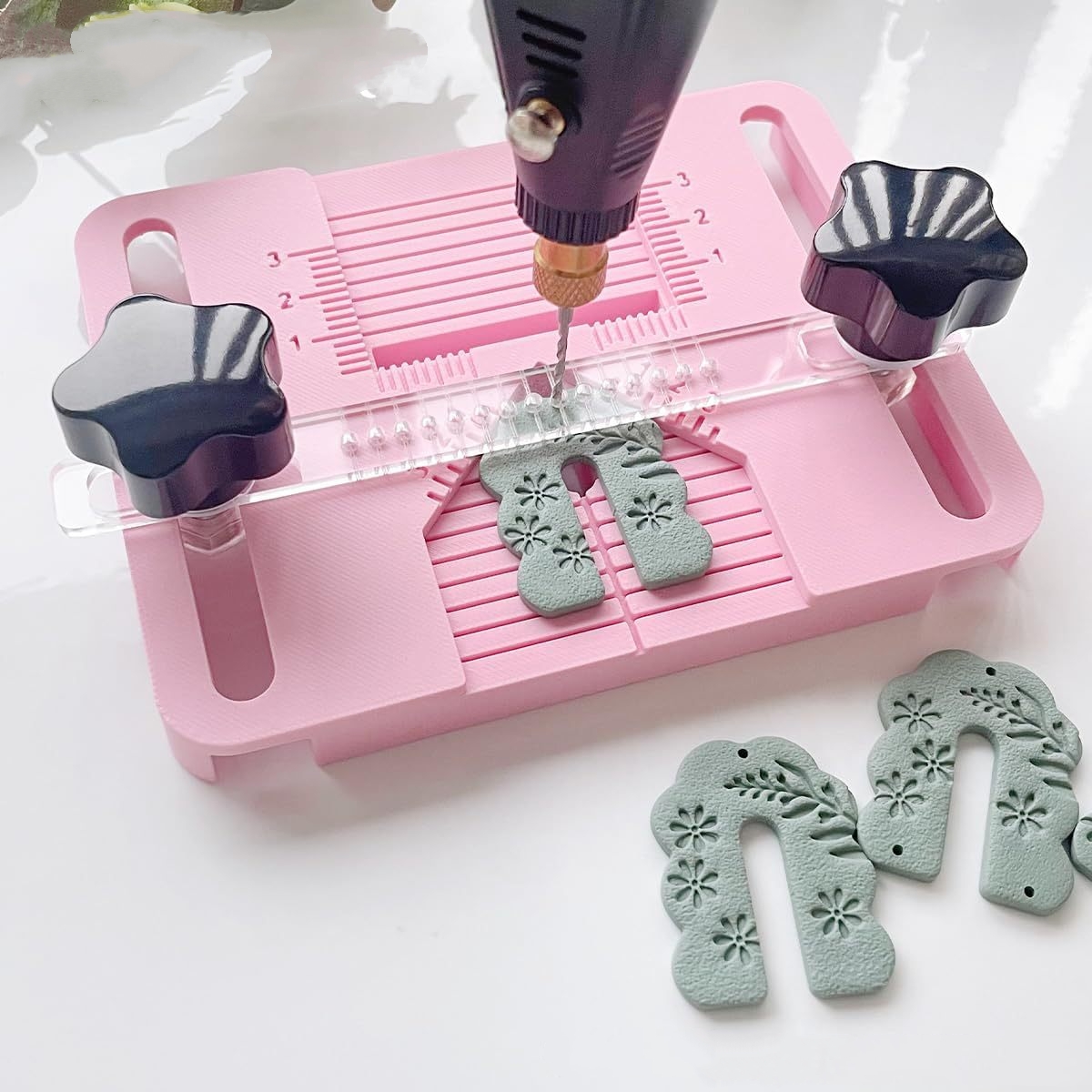 ポリマークレイイヤリングドリルガイド、クレイビーズ穴位置決め - Jewelry Making Guide のレビューと価格