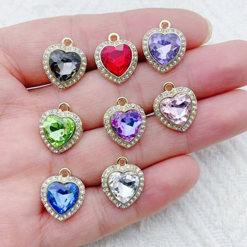 10個のハート型のカラフルな宝石が象嵌されたペンダント、新鮮 - Jewelry Making Accessories のレビューと価格