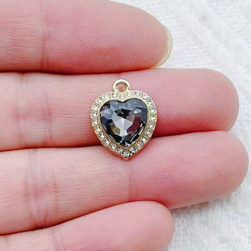 10個のハート型のカラフルな宝石が象嵌されたペンダント、新鮮 - Jewelry Making Accessories のレビューと価格