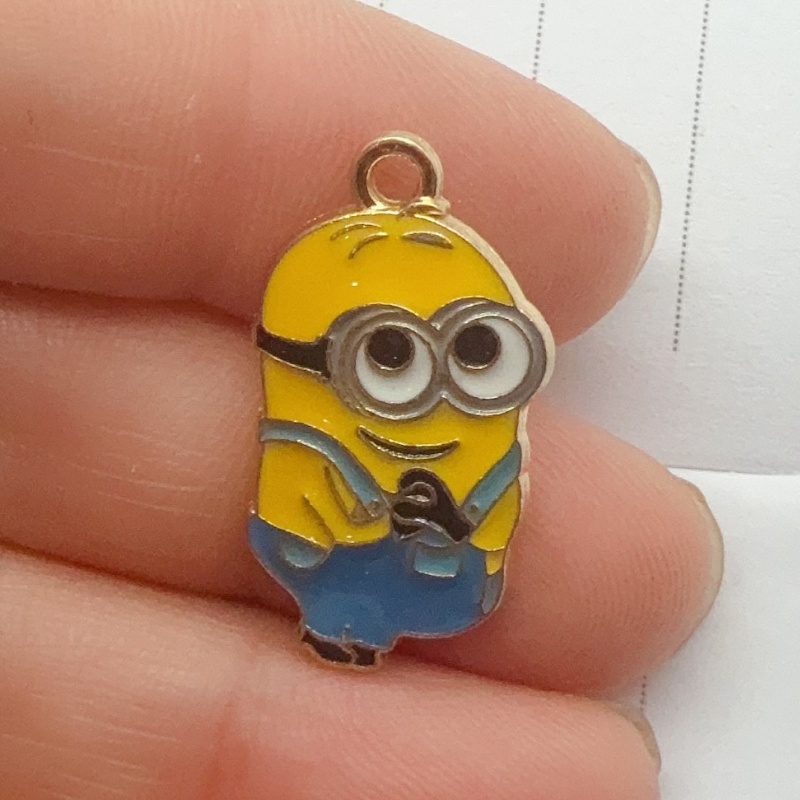 10個入り合金製ドリップオイル漫画ペンダント、DIYジュエリ - Jewelry Making Accessories のレビューと価格