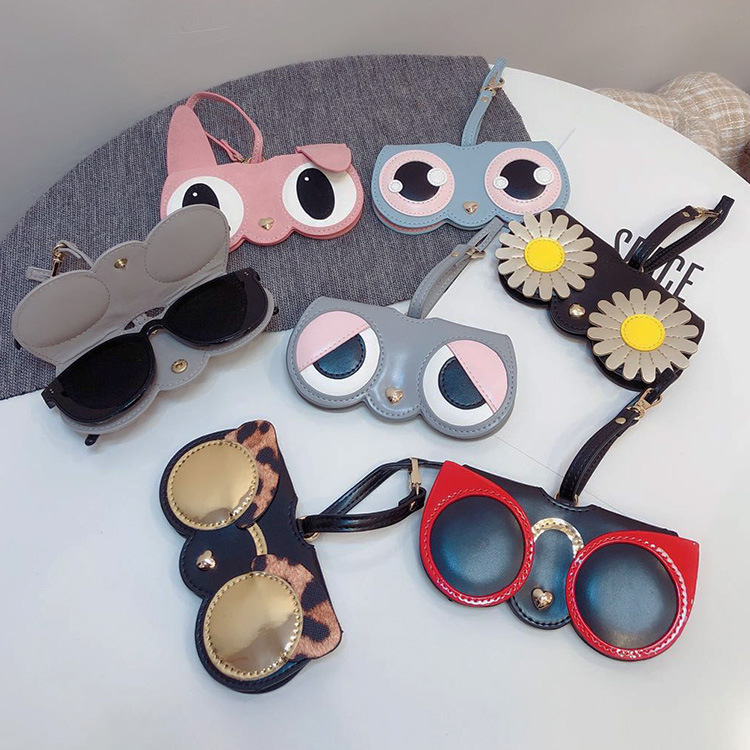 男性と女性のためのかわいい漫画のメガネケース、ポータブルサン - Jewelry Making Glasses のレビューと価格