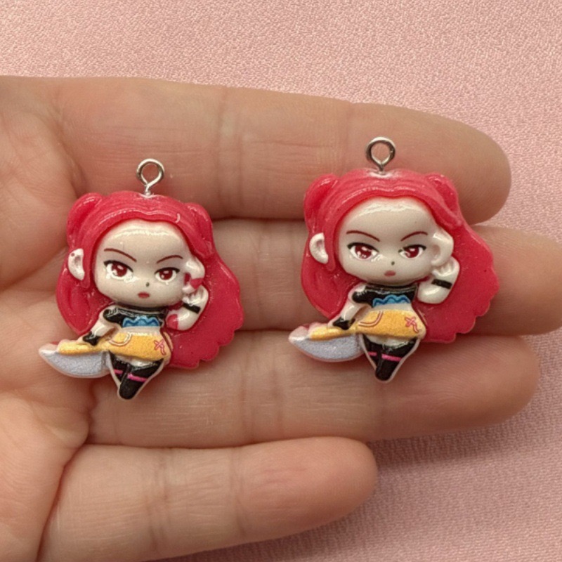 10個入り樹脂製漫画ペンダント、DIYジュエリー製作イヤリン - Jewelry Making Accessories のレビューと価格