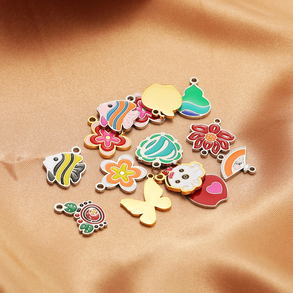 ジュエリー作り用のステンレススチールチャーム,5個,蓮,蝶, - Jewelry Making For 5 Year Old のレビューと価格