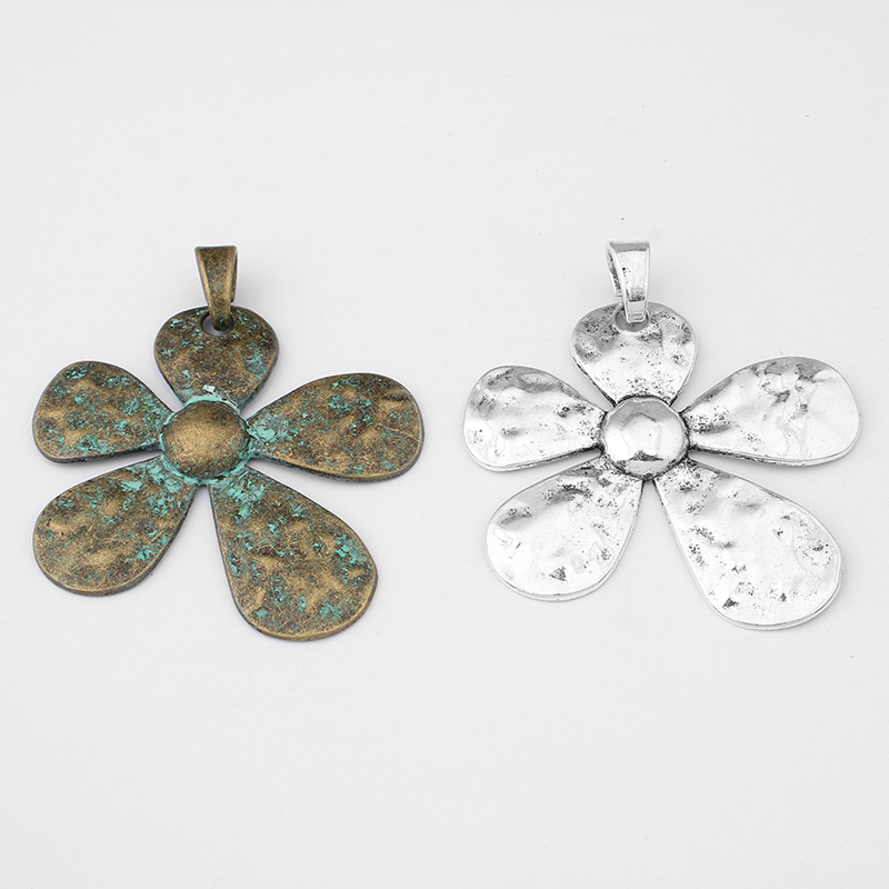 チベットシルバー/緑青緑青ハンマーフラワーペンダント、ネック - Jewelry Making Hammer のレビューと価格